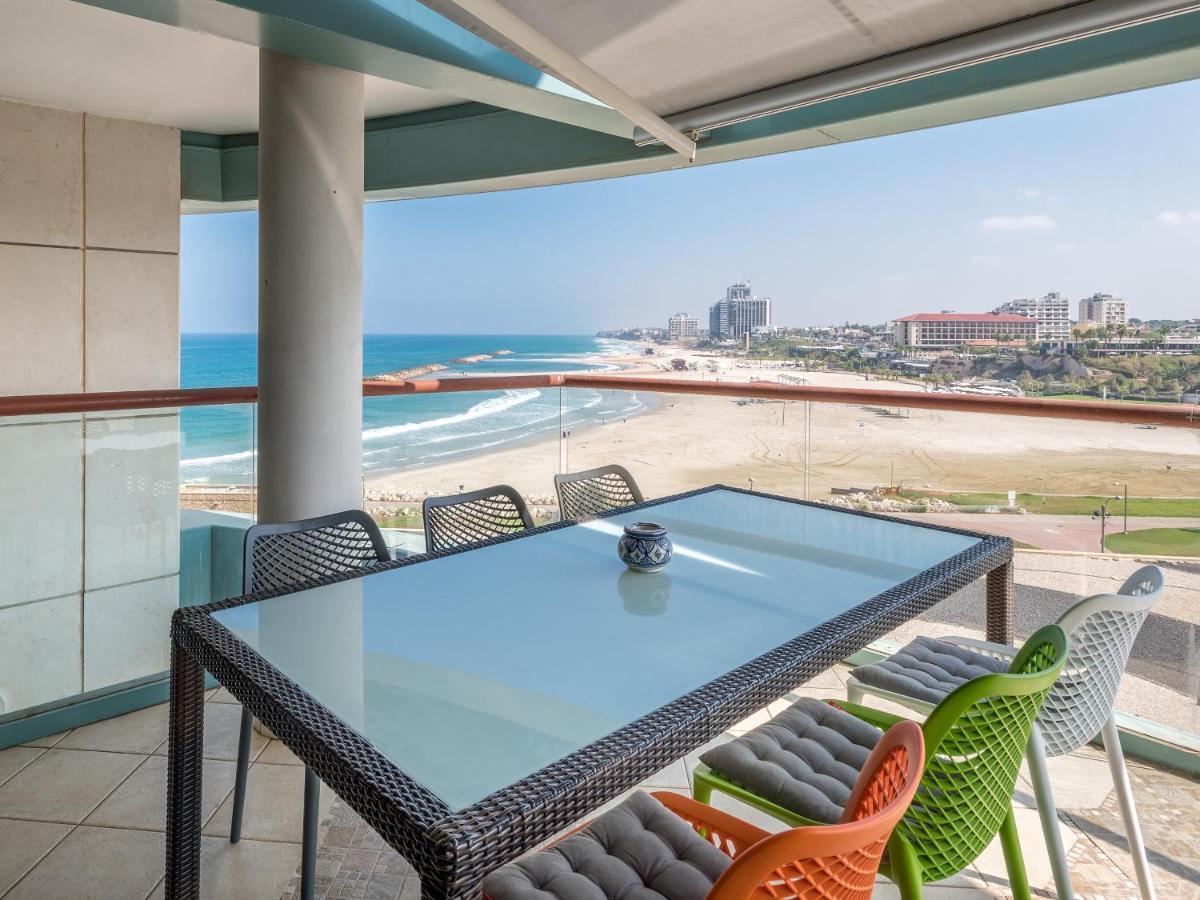 Herzelia Front Of Beach Next Ritz Hotel - 3 Bedroom& 3 Bathroom מראה חיצוני תמונה